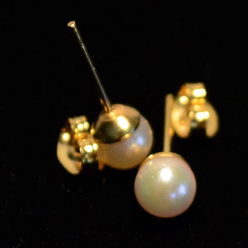 Vintage 5mm Pearl Stud Earrings-FREE with Purchase*